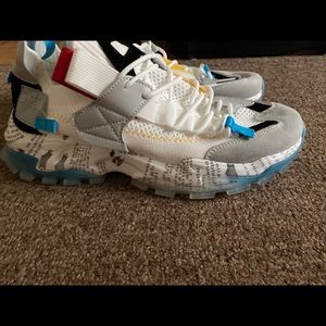 This item is brand new has never been worn before